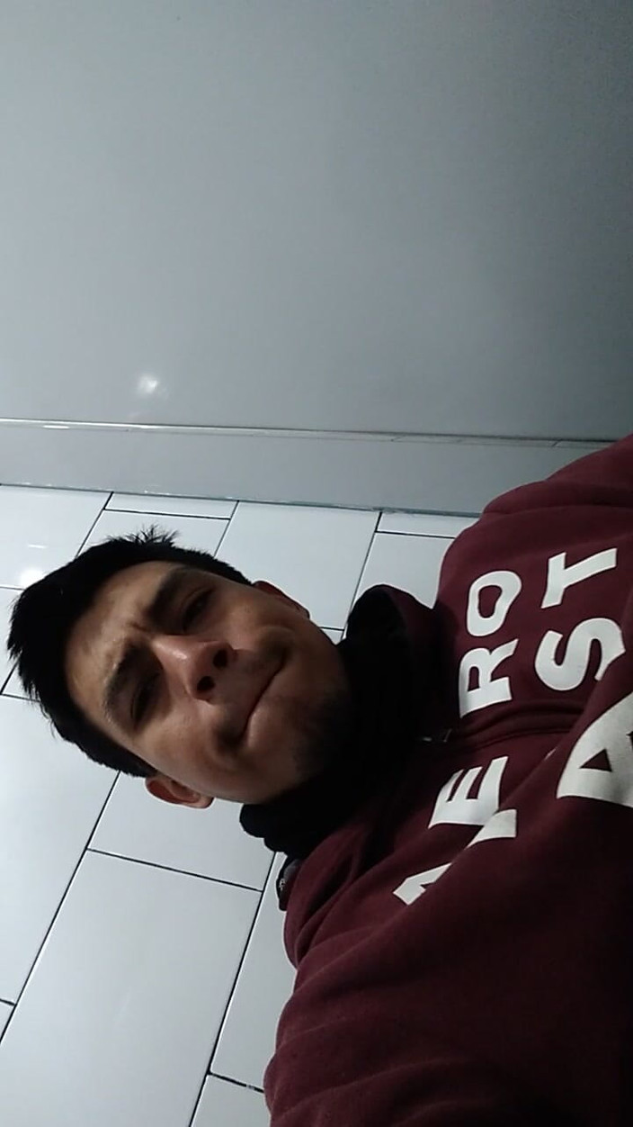 AlexAlejandro13: Kerja Semasa Saya Berjalan Di Bilik Air