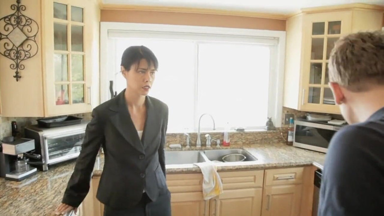 Anal Invasion: สาวละติน MILF เงี่ยนโดนสองโจรเย็ดโหดและทารุณ