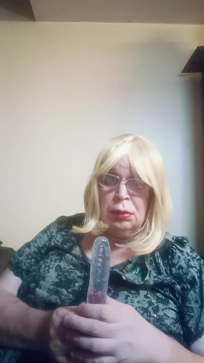 Stephanie-Nicole-TV: Reviewing Some New Toys.