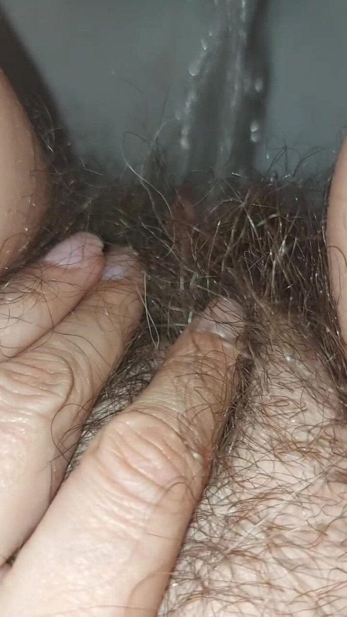 GinnaGg: wanita, berbulu