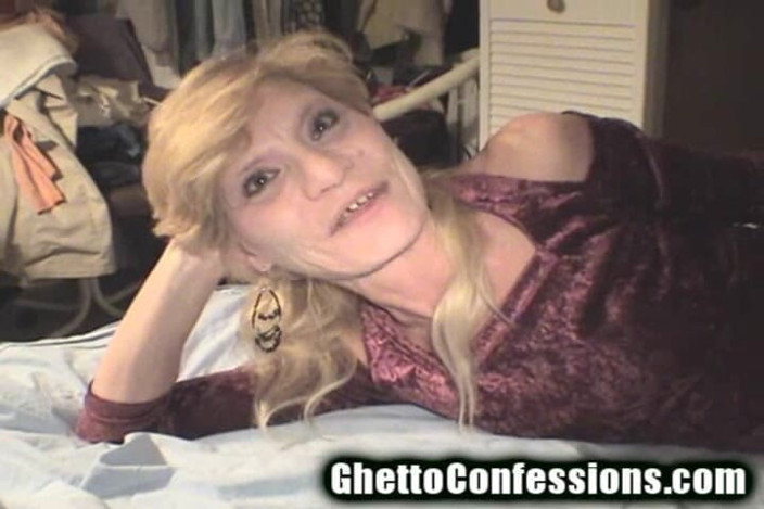 Ghetto Confessions: 贫民窟奶奶怪物新娘鸡巴吮吸geezer gremlin!