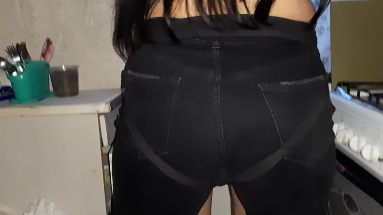 Lesbian-illusion: Moje macecha si vzala moje anální panenství a miloval jsem...