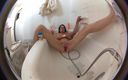 Lizzy Yum: Lizzyyum mart 2024 günlük #16 orgazm fantezisi banyoda amcık dilasyonu