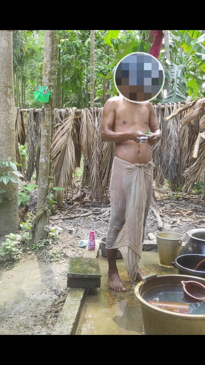 Assamesebodoboy: Desi indiana assamese video di sesso gay