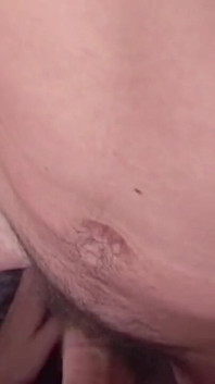 Amatérská děvka Jessica 18 miluje sex ve třech