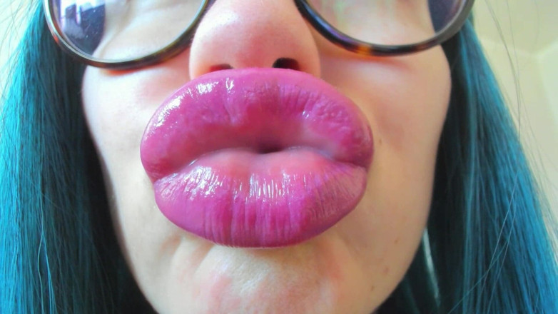 Rarible Diamond: Kissing Sound 6