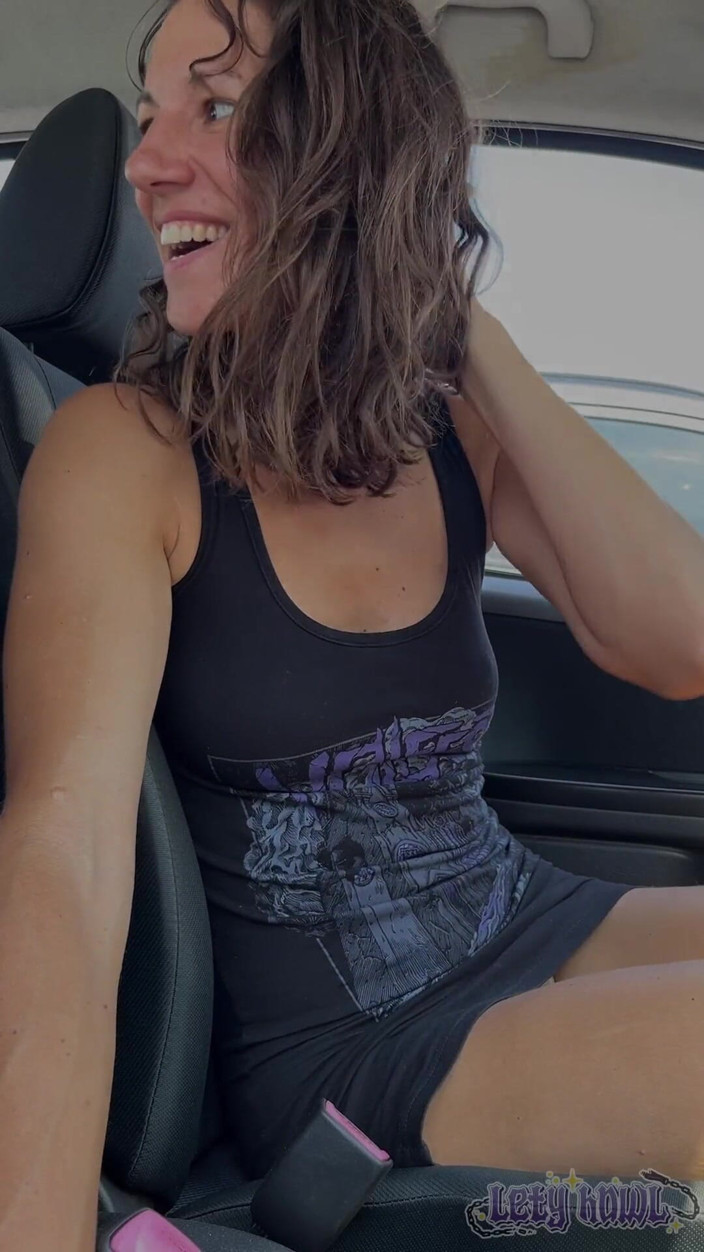 Lety Howl: I Fuck My Ass with a Dildo in My Car...