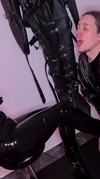 Ballbusting Mojej Popielniczki