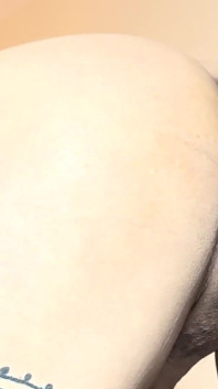 L’Odyssée de MILF philippines commence : la bite de papa et la machine à sexe palpitante avec une délicieuse finale de sperme dans la bouche