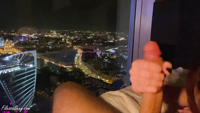 Filessa: La fidanzata calda si fa succhiare il cazzo sensualmente e...