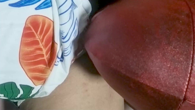 Minhaesposaparaoutro: Soț încornorat mâncând soții pizdă mare și cărnoasă