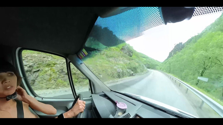 DaringKiara: Nackt fahren