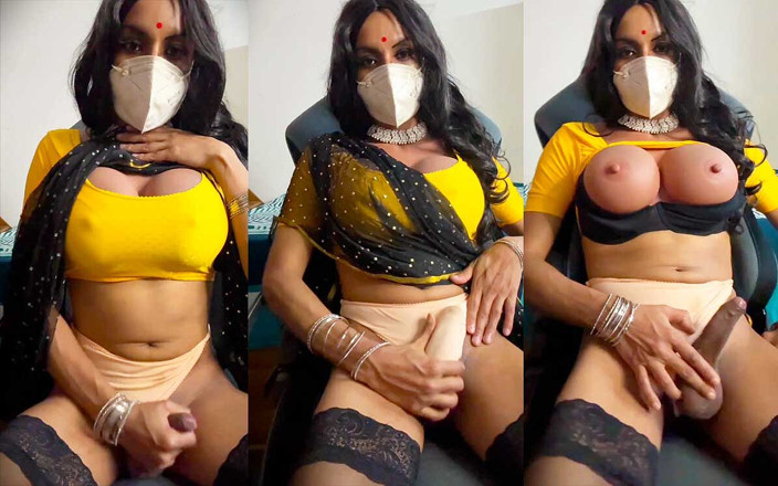 Anushka Crossy: Crossdresser melancap dalam saree