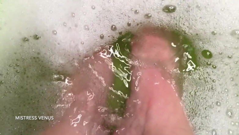 Mistress Hotwife Venus: Feet in a bubble bath slowmo