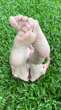 Solo Foot Play