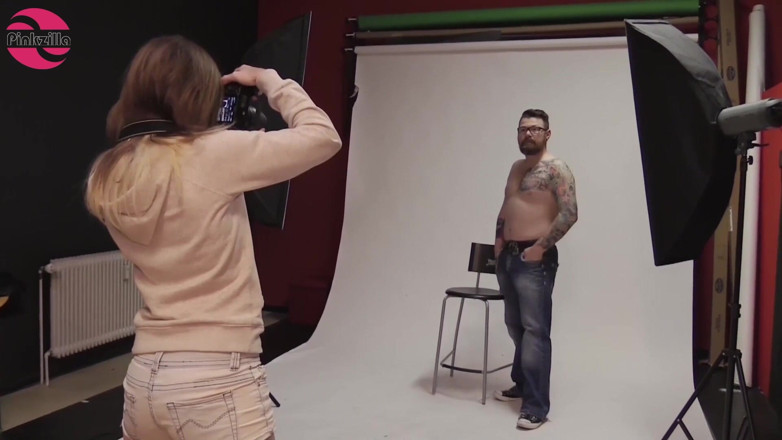 Pinkzilla Media: Готовая трахнуть плоть во время фотосессии