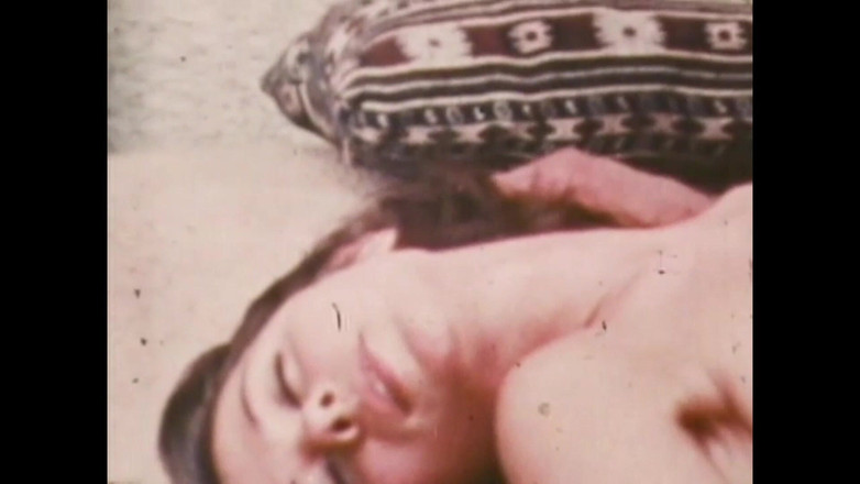 Vintage Megastore Full hd: सेक्स के बारे में सपने देखना