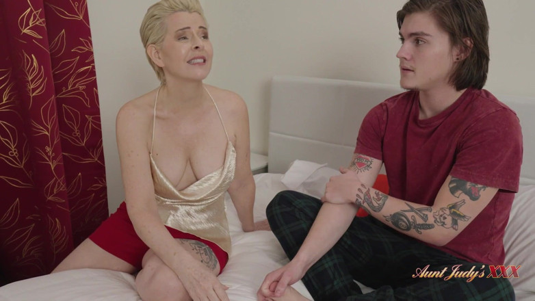 Aunt Judy's XXX: AuntJudysXXX - 58yo Mature Stepmom Bobbi Shay Fucks Her Stepson
