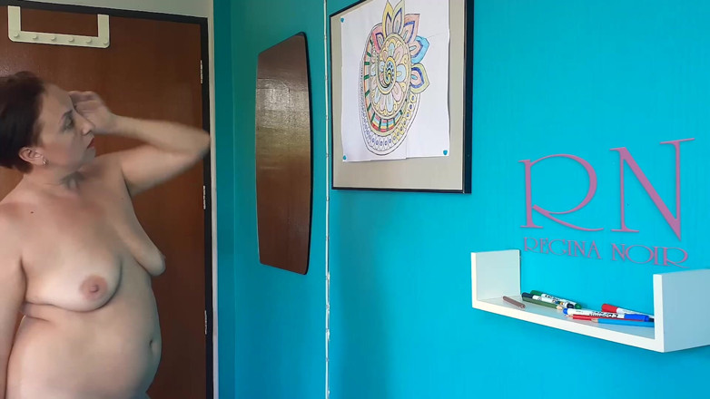 Regina Noir: Indian nudist painting Indian pattern - Mandala. Relax music. Naked art...