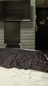 Charmflip Talkative 22 se transforma quente e doce, em seguida, desliza em um calor ilícito