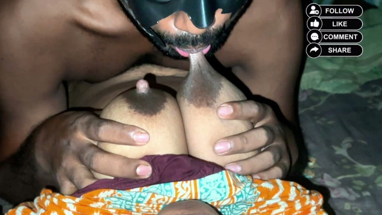 HOT_RUHI002: Desi matrigna allattata