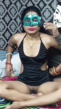 Jeeja Jee Ne Saalee Ko Pata Kar Pahalee Baar Choda Aur Mu Mein Apana Paanee Peela Diya 第 01 部分，jija Sali 性爱印地语