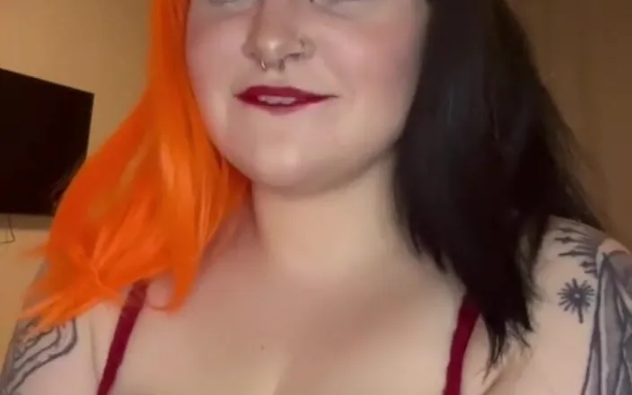 Bigtiddygoth: The Big Tiddy Goth Can't Wait to Play