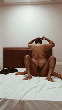 젖탱이의 새아빠 친구 하드코어 섹스