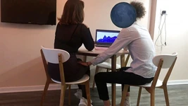 Nova secretária conseguiu um emprego para sexo