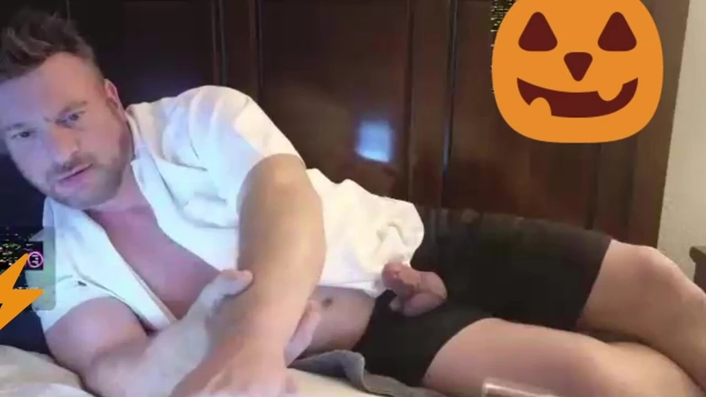 Jockdr2020: Open White Button up Shirt