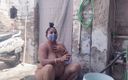 Your love geeta: Горячее видео индийской бхабхи во время купания