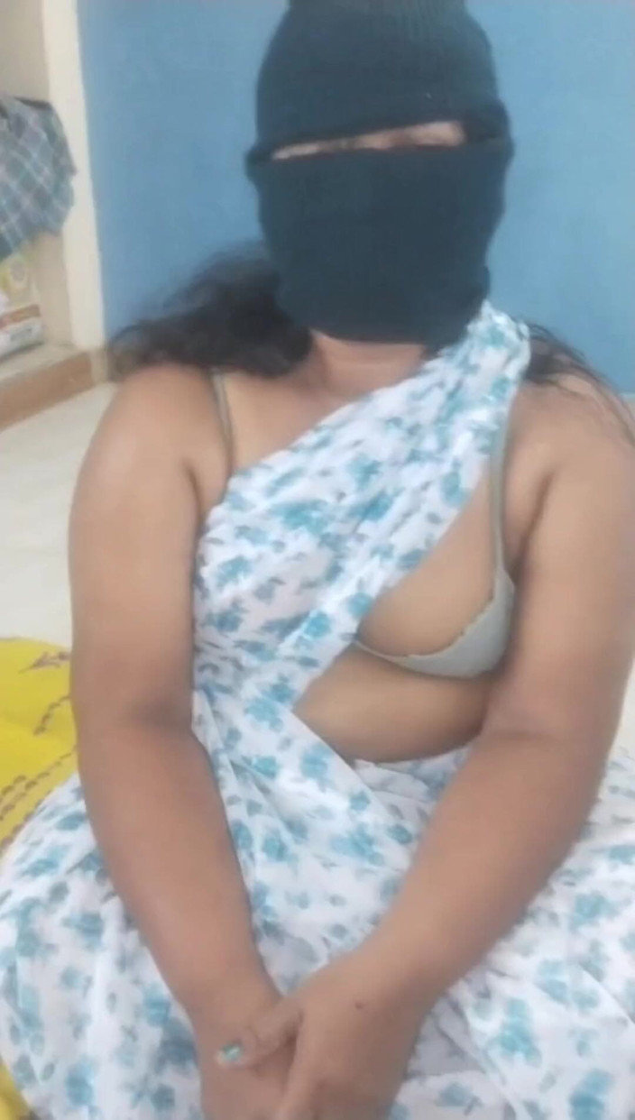 Tamil lesbian: 핫한 토킹 섹스