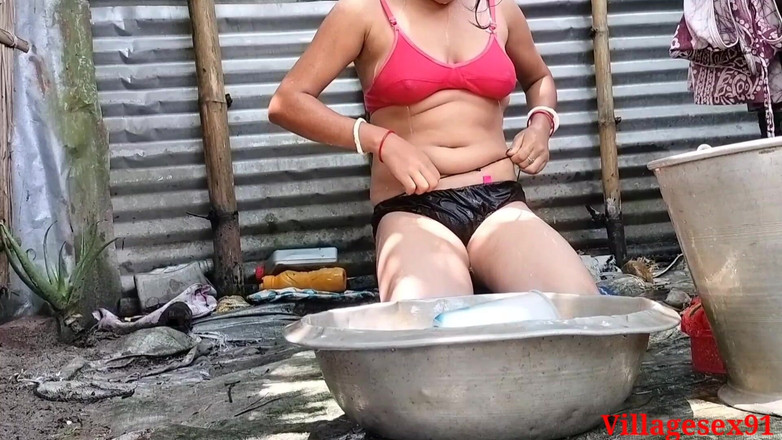 Villagesex91: भारतीय स्थानीय सेक्स बाथरूम चुदाई