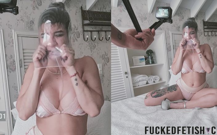 Fucked fetish: 4k Búp bê nhà hài hước hơi thở bao cao...