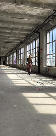 Beautiful Nylon Mistresss in Horror Place