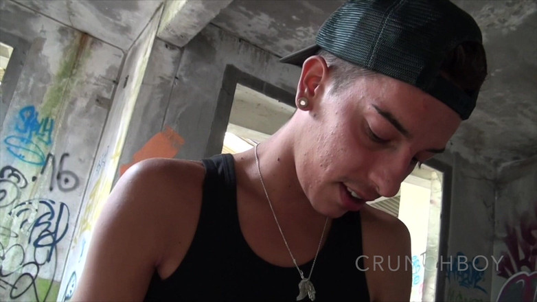 PORN FRENCH RAW FUCK CLUB X: 2306 Due ragazzi francesi scopano orudoor in esibizionismo