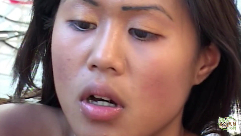 Magic Asian Pussy: I suoi buchi asiatici possono prendere cazzone nero e farlo...