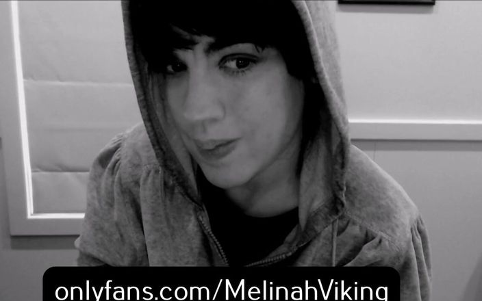 Melinah Viking: Hoodie blyghet