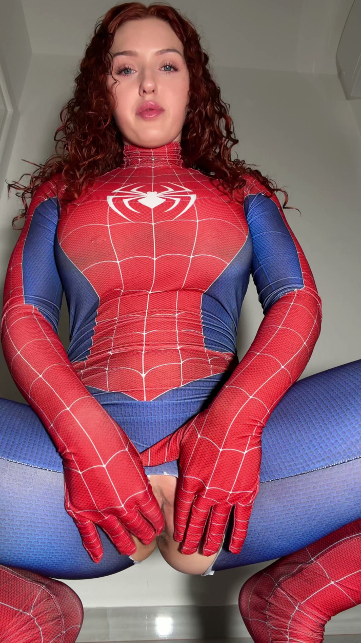 Honey Sasha: Mary Jane Dreams of Riding Yours and Makes You Cum