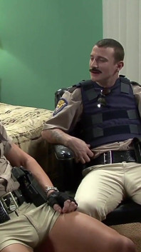 Reno 911 - une parodie X