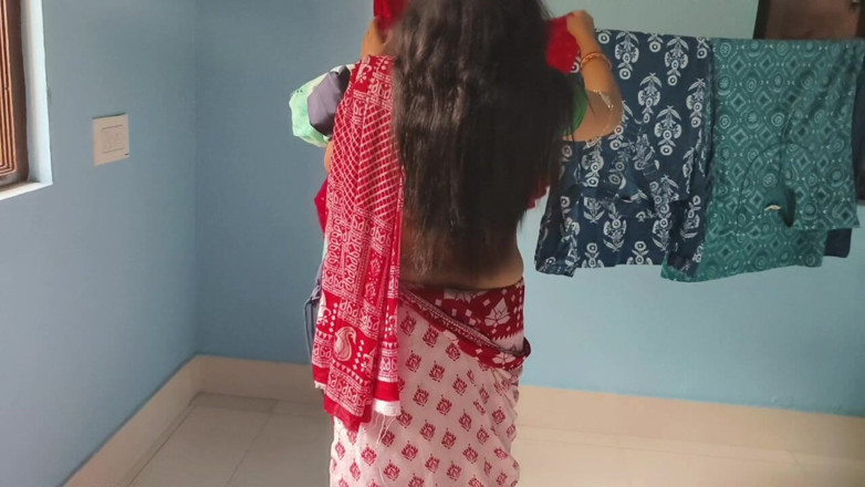 Sona bhabhi: Indische dorffrau fickt von ihrem echten stiefbruder erstmals im haus