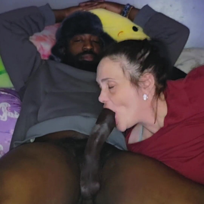 Magic gums: uttejit junooni sauteli mammi bare kaale land ko tab tak...
