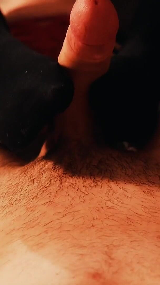 Coppia vera: pompino e footjob con calze di nylon nere, enorme eiaculazione su tutte le mie calze (liberazione in movimento) Real Couple: Blowjob to Black Nylon Footjob, Huge Cumshot All Over My Pantyhose Tights (Liberation in motion)