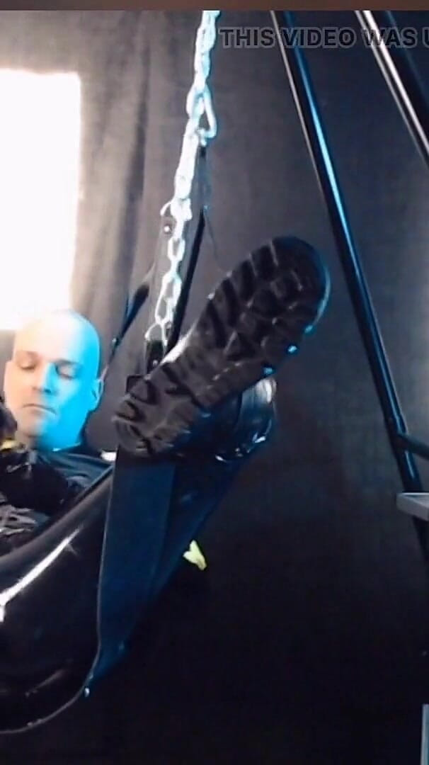 Pissing Hard in Rubber (Rubber boy MK) Pissing Hard in Rubber (Rubber boy MK)
