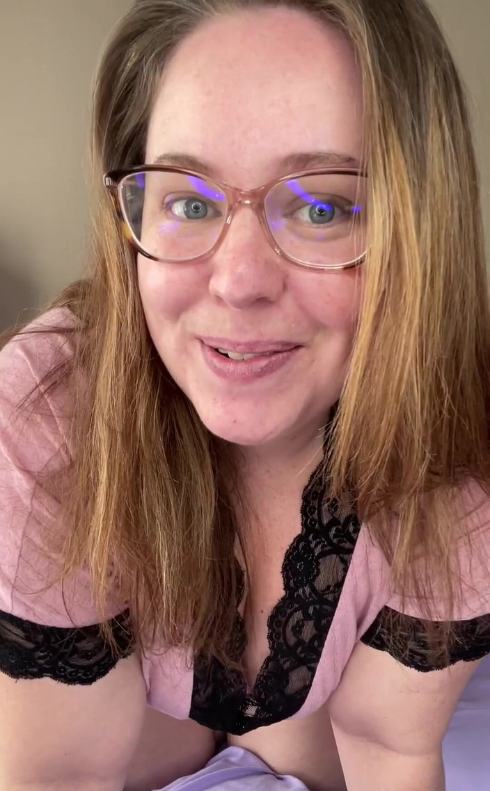 KinkyKatie: Vem mer har en avels kink? Blås din last inuti...