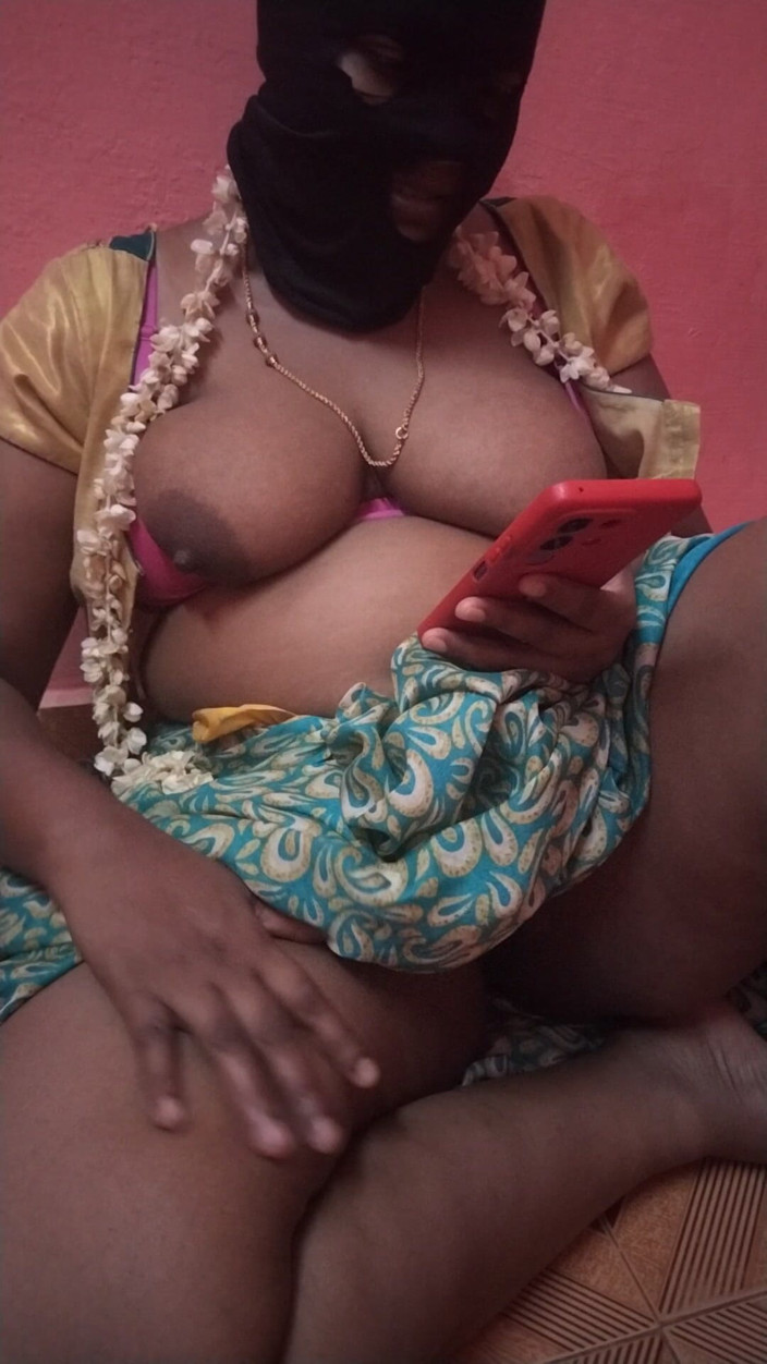 Benita sweety: Tamilská sexuální příběhy čtecí nevlastní matka