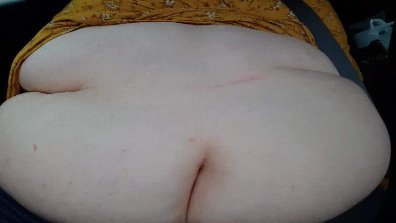 SSBBWLadyBrads: My fat belly in a car