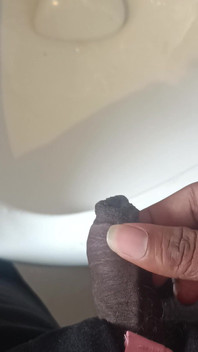 Orinar En La Universidad - Público - Mear En Público - Pis De Polla Negra. Show De Mear En La Universidad