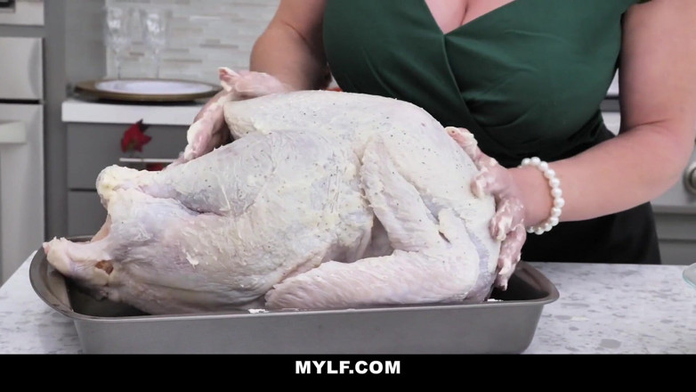 Mylf Official: Hot MYLF rammed on thanksgiving