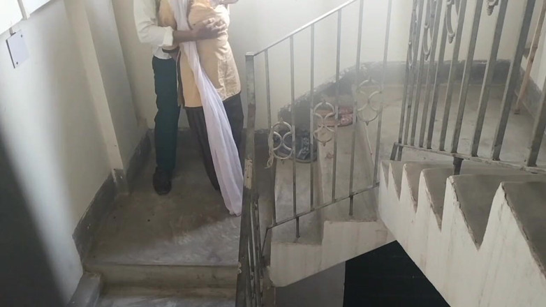 Fantacycutting: Estudiante tuvo sexo con su maestro de clase en la...